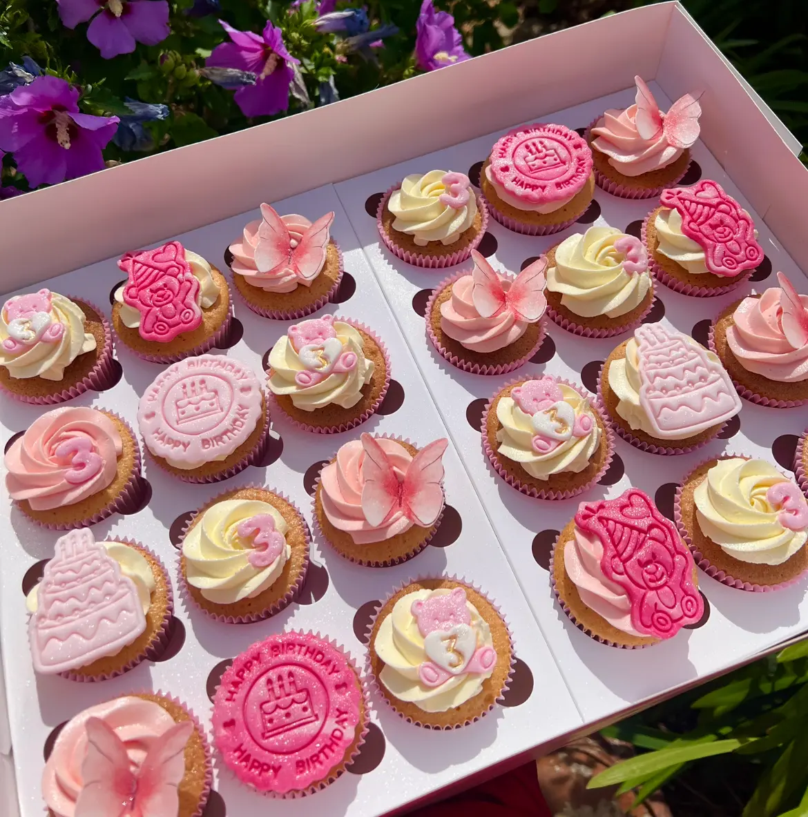 Bespoke Lotus Cupcakes